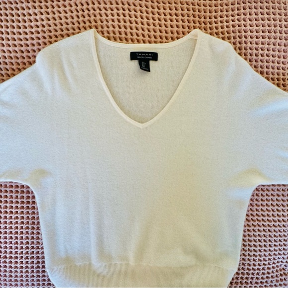 TAHARI 100% 2 Ply Cashmere V-Neck Sweater Cream L - Picture 9 of 13